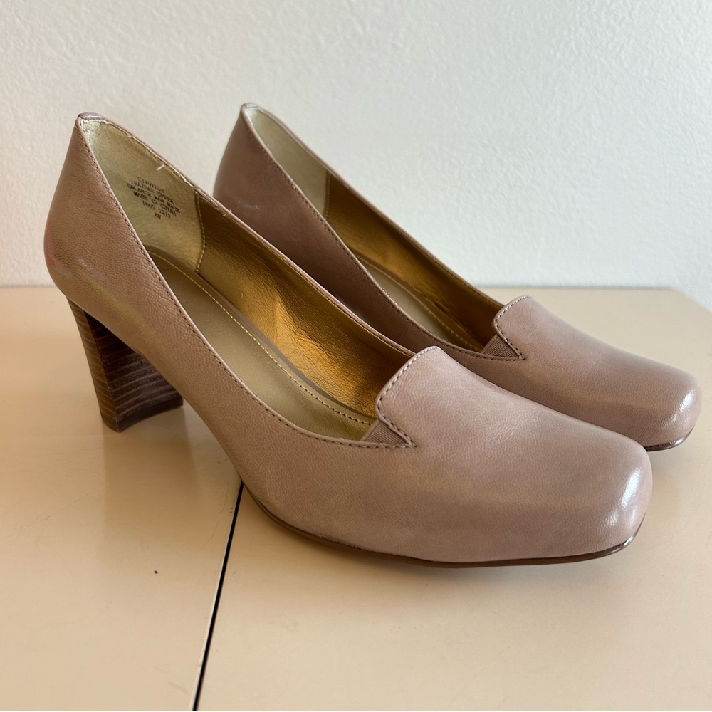 Circa Joan & David Women's Taupe Heeled Pumps